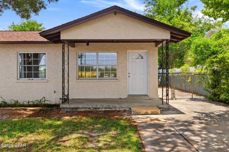 3 bedroom SingleFamilyResidence at 920 Mulberry Avenue, Keiths 1st Add, Panama City — photo 3