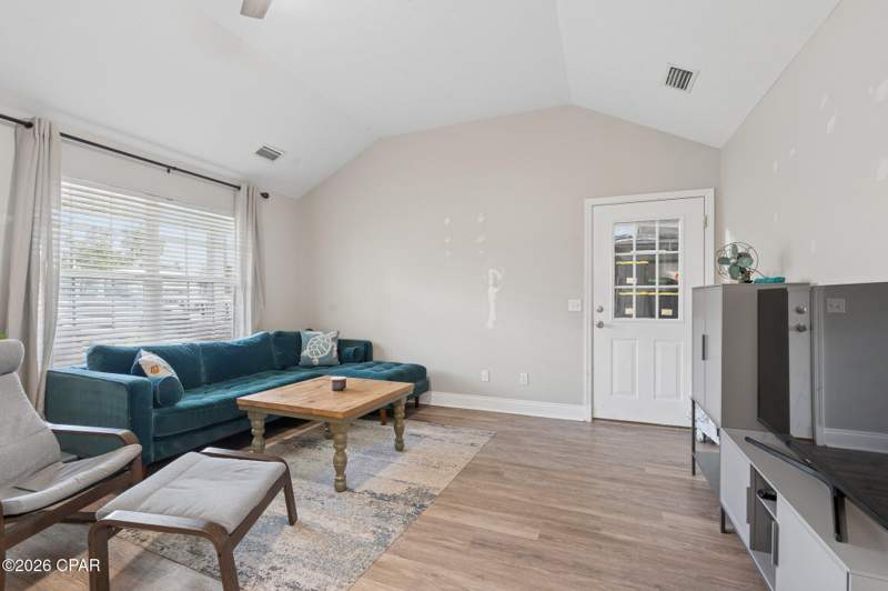 3 bedroom SingleFamilyResidence at 3933 Gravelle Drive, Silvernail Heights, Panama City — photo 5