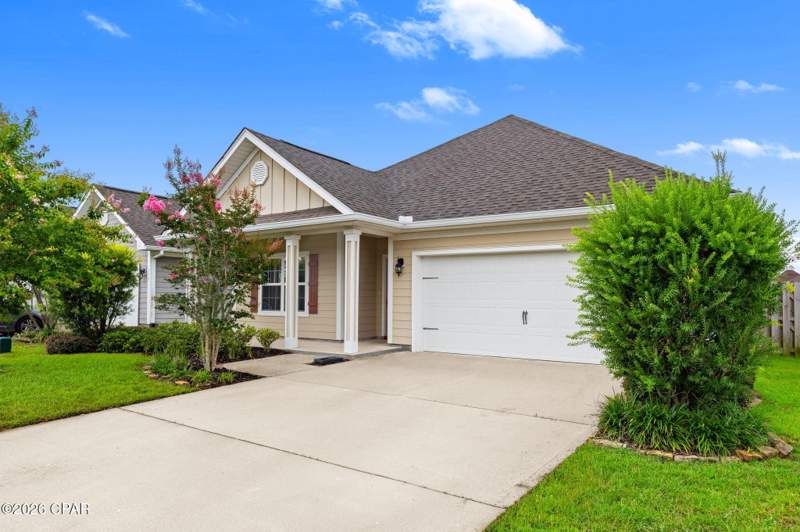 4 bedroom SingleFamilyResidence at 137 N Shoreview Drive, Village of Mill Bayou/Shoreline Village Ph 1C, Panama City — photo 5