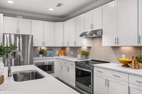 8330 Landshark Boulevard, Panama City Beach FL - photo 13 of 57