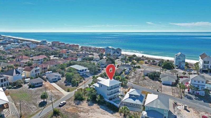 6 bedroom SingleFamilyResidence at 123 Dupree Street, Hollywood Beach, Panama City Beach — photo 4