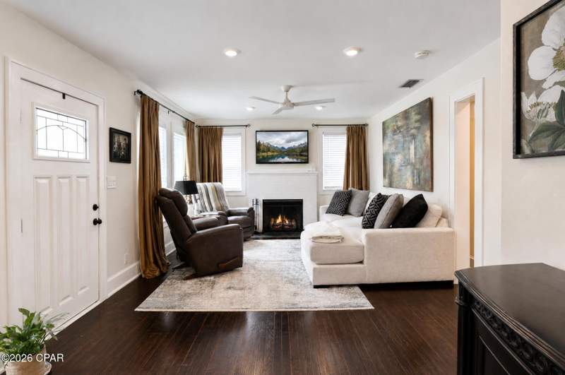 3 bedroom SingleFamilyResidence at 421 Bunkers Cove Road, Bunkers Cove, Panama City — photo 2