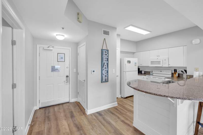 2 bedroom Condominium at 9900 S Thomas Drive 1917, Shores Of Panama, Panama City Beach — photo 2