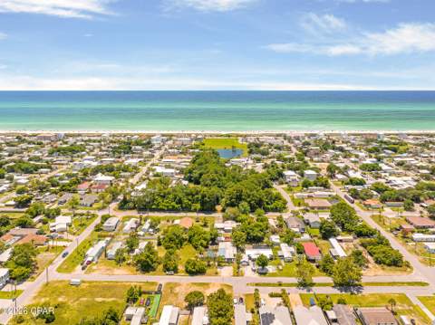19429 Plaza Avenue, Panama City Beach FL - photo 10 of 27