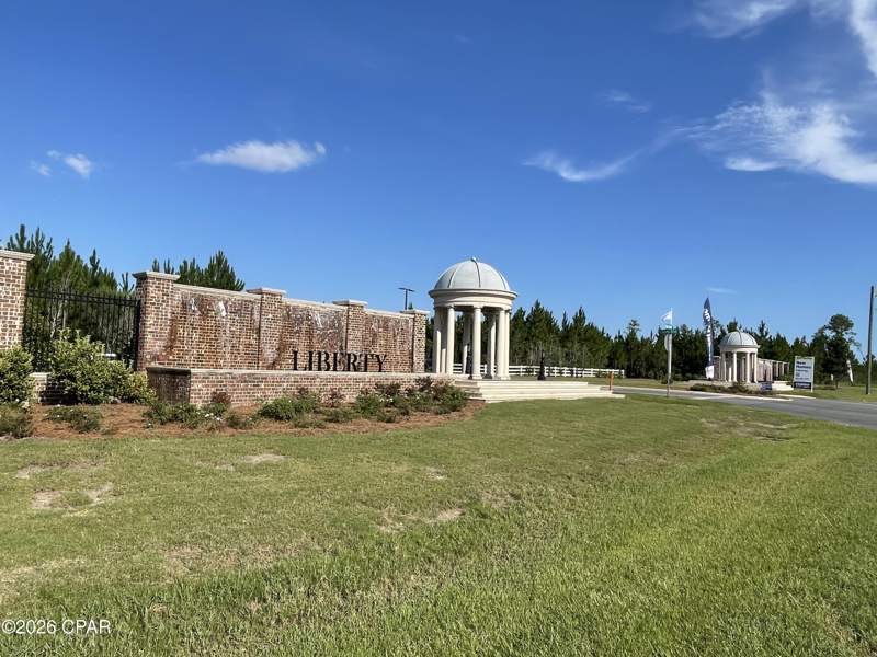 4 bedroom SingleFamilyResidence at 4881 Shurer Lane, Liberty, Panama City — photo 2
