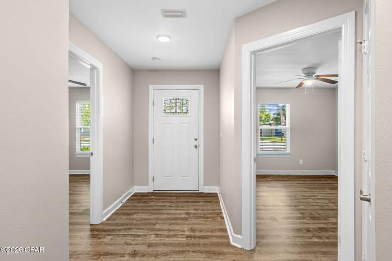 3 bedroom SingleFamilyResidence at 1003 W 12th Court, Caroline Add Unit 1 Amend, Panama City — photo 4