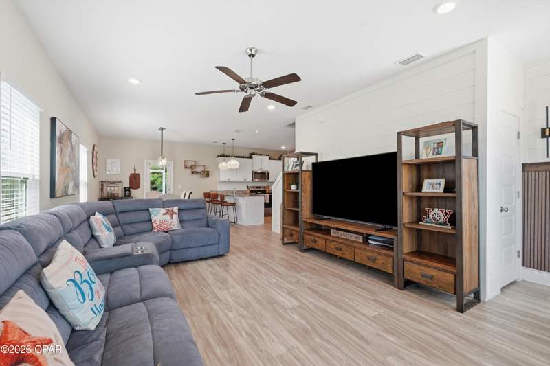 4 bedroom SingleFamilyResidence at 362 Emerald Cove Street, Emerald Cove Villas, Panama City Beach — photo 4