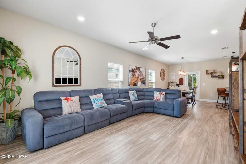 4 bedroom SingleFamilyResidence at 362 Emerald Cove Street, Emerald Cove Villas, Panama City Beach — photo 5