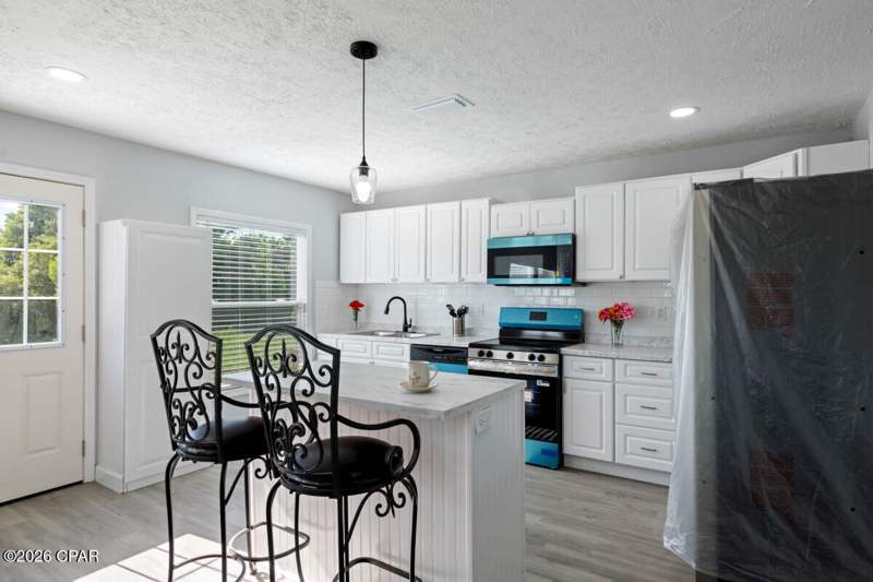 5 bedroom SingleFamilyResidence at 5312 Hickory Street, Hickory Manor, Panama City — photo 5