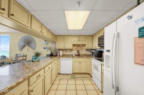 6201 Thomas Drive 609, Panama City FL - photo 6 of 37