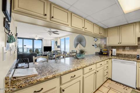 6201 Thomas Drive 609, Panama City FL - photo 8 of 37