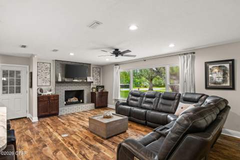 102 Kentucky Avenue, Lynn Haven FL - photo 8 of 43