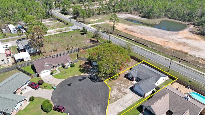 3 bedroom SingleFamilyResidence at 112 Michelle Court, Brandywine Estates, Panama City Beach — photo 2