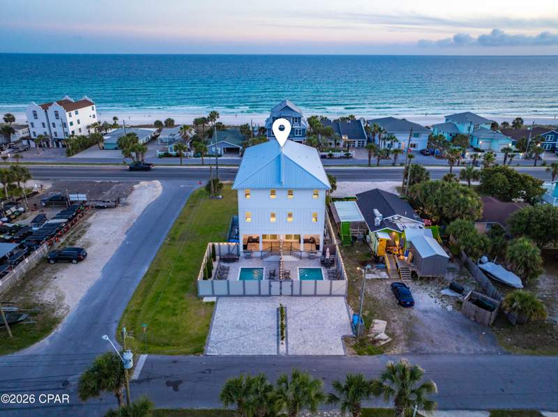 6 bedroom Attached at 13310 Front Beach Road, Bahama Beach, Panama City — photo 2