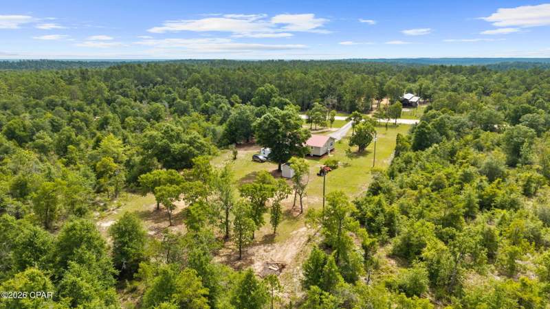 3 bedroom SingleFamilyResidence at 1025 Edison Avenue, Compass Lake Hills Unit 5, Alford — photo 4