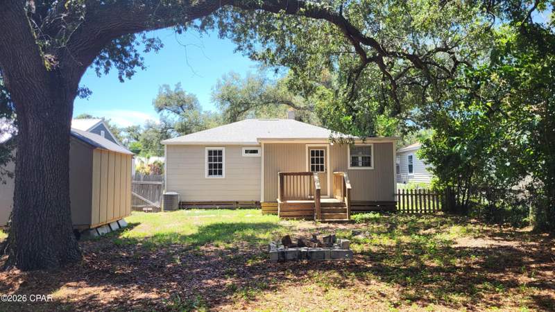 3 bedroom SingleFamilyResidence at 1610 Lake Avenue, Lakeside Plat, Panama City — photo 3