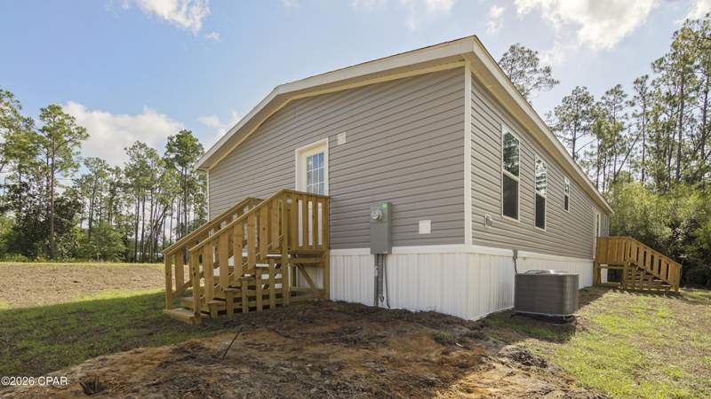 3 bedroom ManufacturedHome at 420 Hickory Bluff Circle, Hickory Bluff, Southport — photo 5