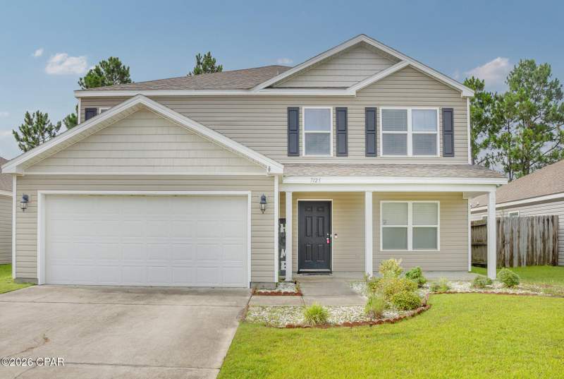 5 bedroom SingleFamilyResidence at 7125 Riverbrooke Street, Barrett's Park, Panama City — photo 2