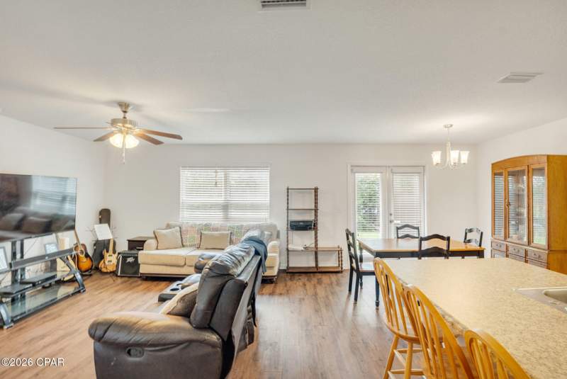 5 bedroom SingleFamilyResidence at 7125 Riverbrooke Street, Barrett's Park, Panama City — photo 4