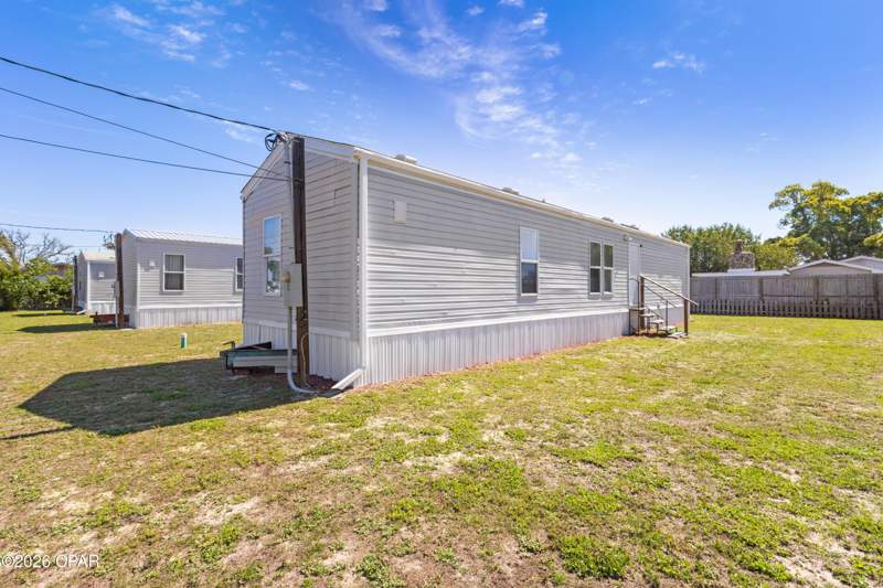 3 bedroom ManufacturedHome at 102 Sims Avenue 3, St A B Dev Co, Panama City — photo 4