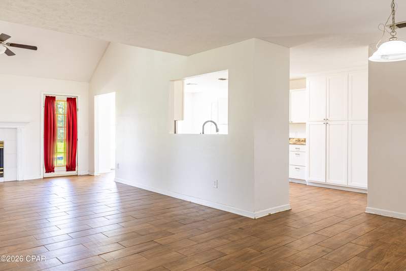 5 bedroom SingleFamilyResidence at 7300 Rodgers Drive, Callaway Point, Panama City — photo 2