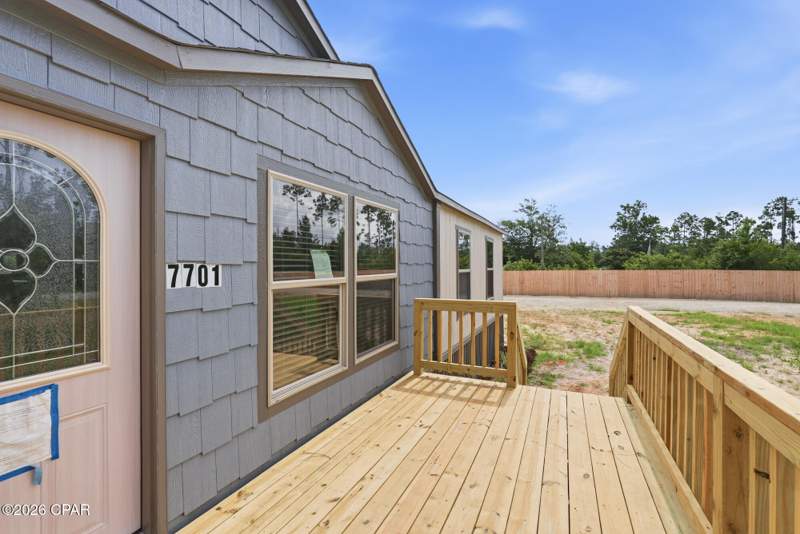 4 bedroom ManufacturedHome at 7701 Sweetbriar Road, Blueberry Hill, Panama City — photo 2