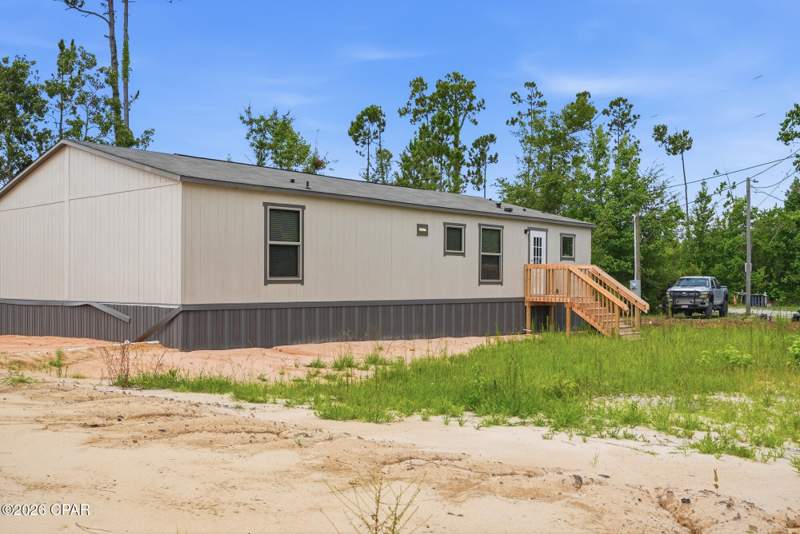 4 bedroom ManufacturedHome at 7701 Sweetbriar Road, Blueberry Hill, Panama City — photo 3