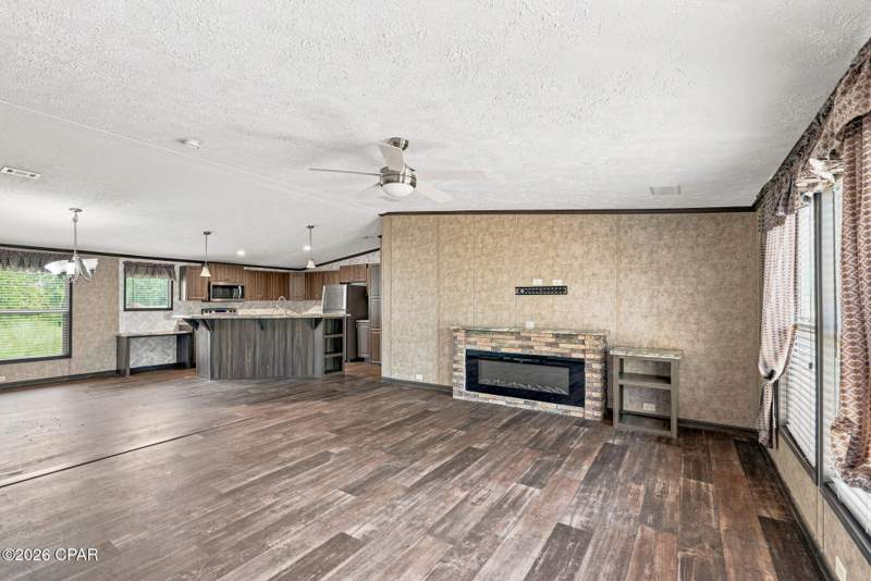 4 bedroom ManufacturedHome at 7701 Sweetbriar Road, Blueberry Hill, Panama City — photo 5