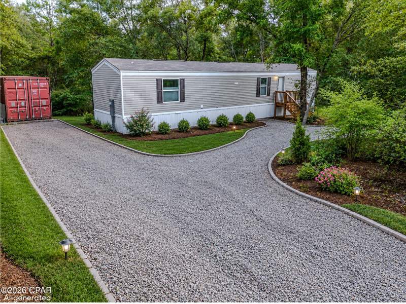 2 bedroom ManufacturedHome at 4597 Spotted Horse Lane, Saddle Club Estates, Chipley — photo 2