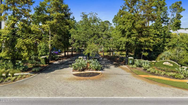 4 bedroom SingleFamilyResidence at 5301 Hopetown Lane, Martinique Phase II, Panama City — photo 2