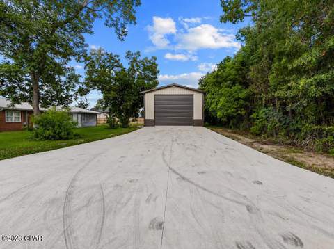 709 W 5th Street, Lynn Haven FL - photo 18 of 35