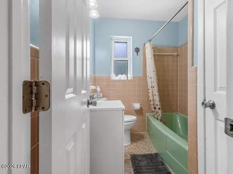 709 W 5th Street, Lynn Haven FL - photo 24 of 35