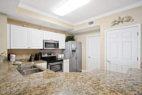 16819 Front Beach Road 1605, Panama City Beach FL - photo 11 of 66