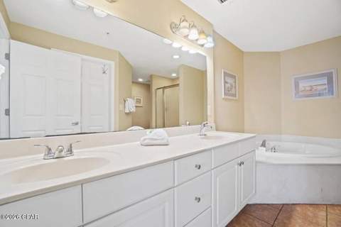 16819 Front Beach Road 1605, Panama City Beach FL - photo 16 of 66