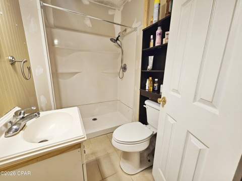 6915 Oak Street, Grand Ridge FL - photo 10 of 15