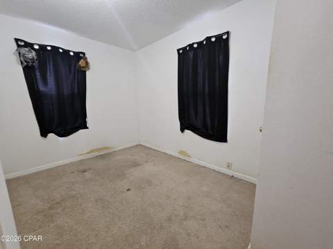 6915 Oak Street, Grand Ridge FL - photo 12 of 15