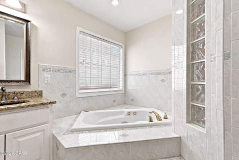 208 Palm Circle, Panama City Beach FL - photo 18 of 46