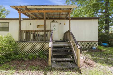 129 Patrick Street, Wewahitchka FL - photo 6 of 25