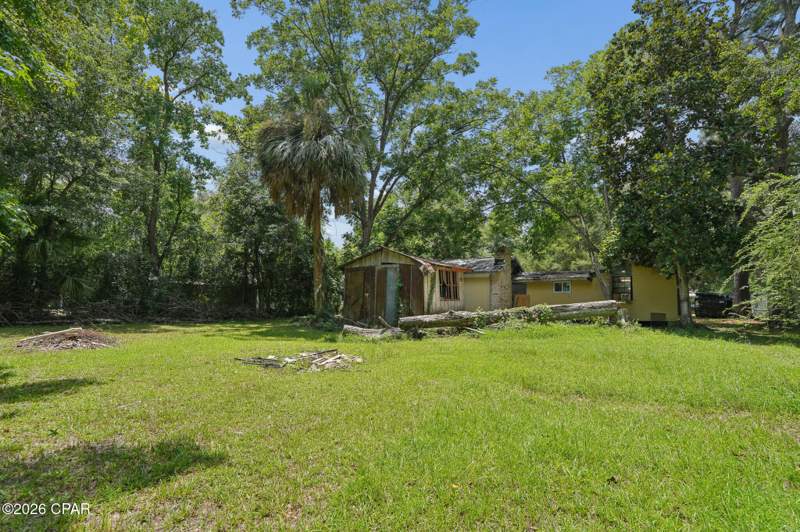 3 bedroom SingleFamilyResidence at 529 N 5th Street, Hagerman Addition, Chipley — photo 5