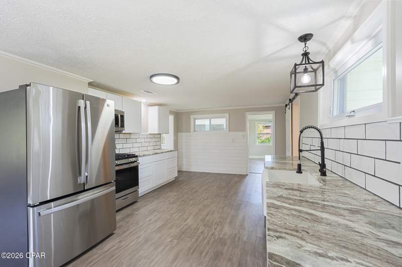 3 bedroom SingleFamilyResidence at 5136 Lake Drive, Parker Plat, Panama City — photo 3