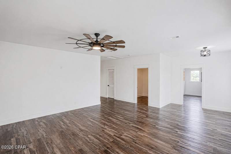 3 bedroom SingleFamilyResidence at 315 Springfield Avenue, Springfield, Panama City — photo 4