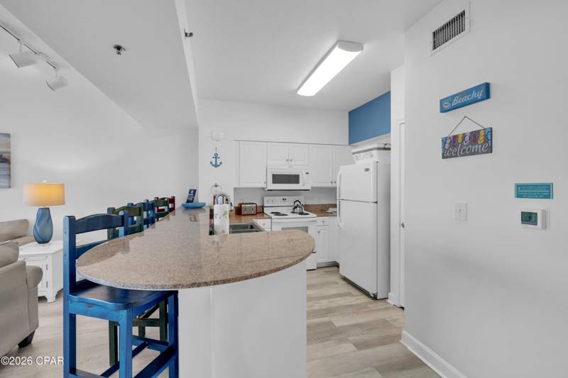 2 bedroom Condominium at 9900 S Thomas Drive 2213, Shores Of Panama Phase I, Panama City Beach — photo 5