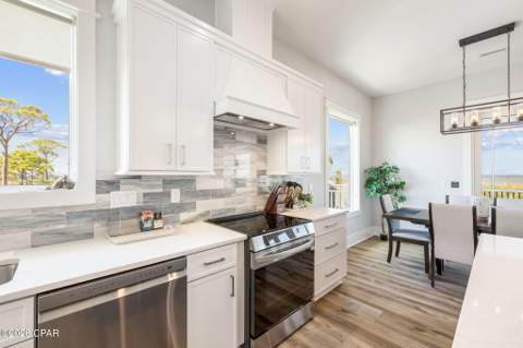 225 Park Point Circle, Port St Joe FL - photo 13 of 91