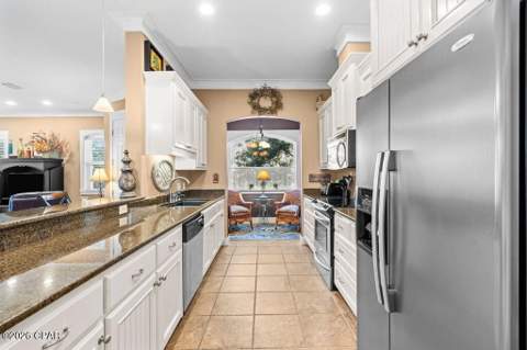 232 La Valencia Circle 1, Panama City Beach FL - photo 10 of 40