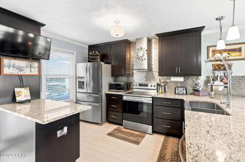 7813 N Lagoon Drive 9D, Panama City Beach FL - photo 15 of 44