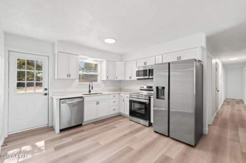 909 Louisiana Avenue, Lynn Haven FL - photo 13 of 43