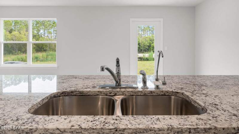 4 bedroom SingleFamilyResidence at 4069 Ramus Drive, Sunny Hills, Chipley — photo 4