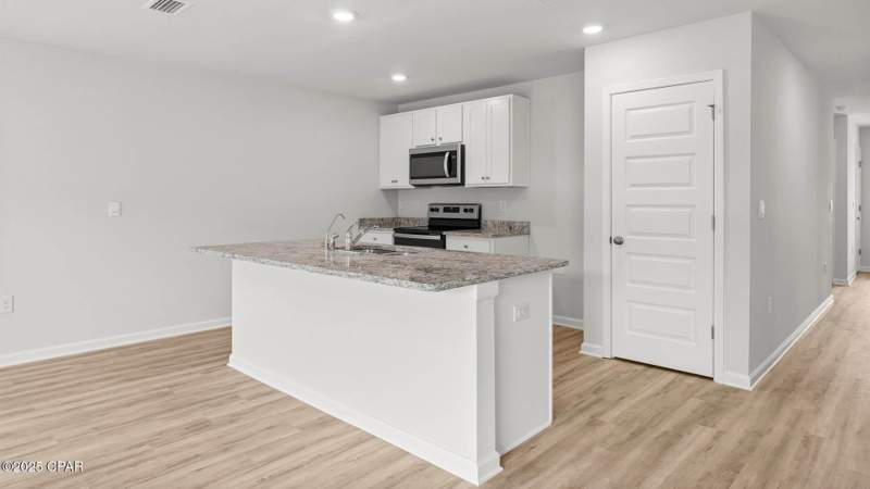 4 bedroom SingleFamilyResidence at 4069 Ramus Drive, Sunny Hills, Chipley — photo 5