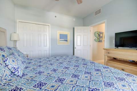 9860 S Thomas Drive 1027, Panama City Beach FL - photo 14 of 60