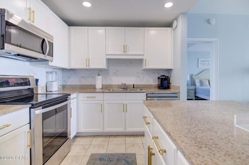 3 bedroom Condominium at 9860 S Thomas Drive 1027, Laketown Wharf Phase II, Panama City Beach — photo 4